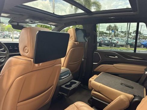 Used 2021 Cadillac Escalade Sport w/ Driver Assist Tech Package AWD/4WD image 13