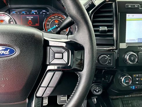 Used 2021 Ford F250 Lariat w/ Lariat Ultimate Package AWD/4WD image 15