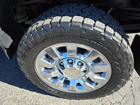 Used 2018 GMC Sierra 2500 Denali image 9