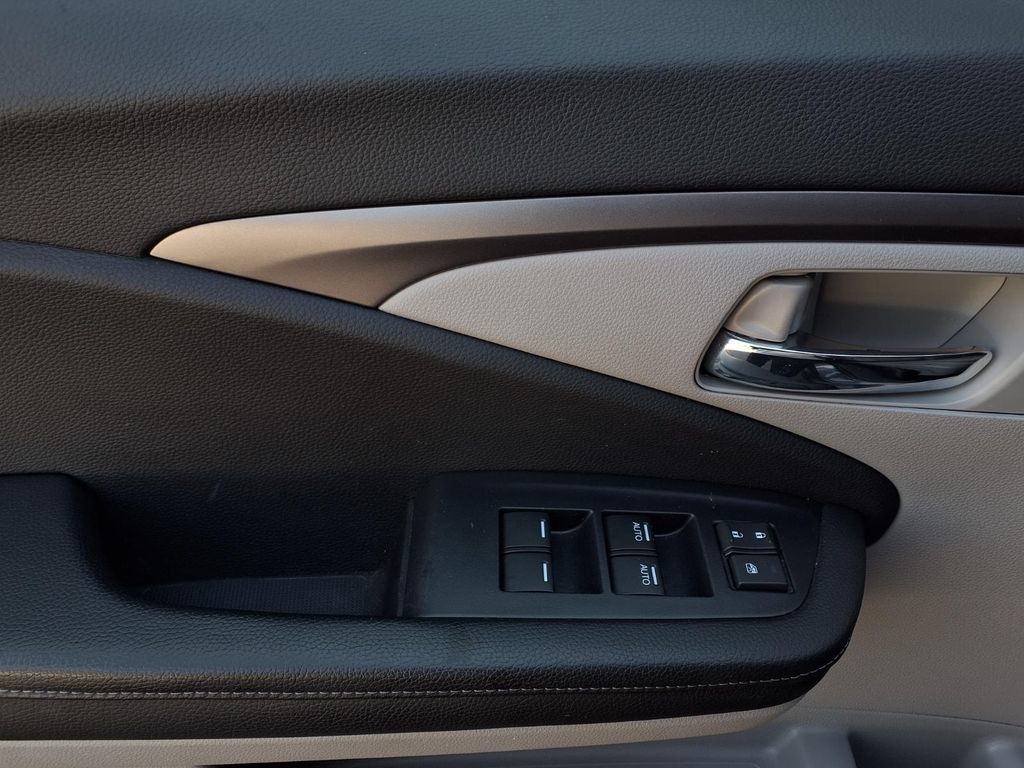 Used 2020 Honda Ridgeline RTL image 20