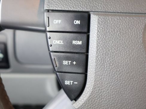 Used 2006 Mercury Montego Premier FWD image 32