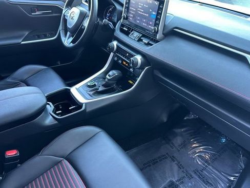 Certified 2022 Toyota RAV4 XSE image 26