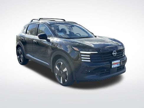 New 2026 Nissan Kicks SR w/ SR Premium Package image 7