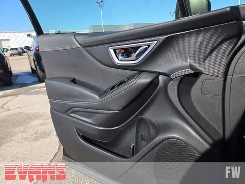 Used 2022 Subaru Forester Premium image 20