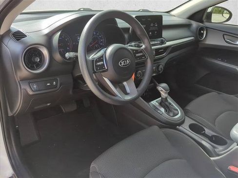 Used 2021 Kia Forte LXS FWD image 6