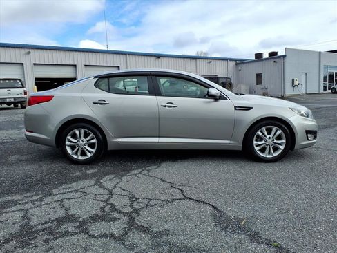 Used 2013 Kia Optima EX image 3