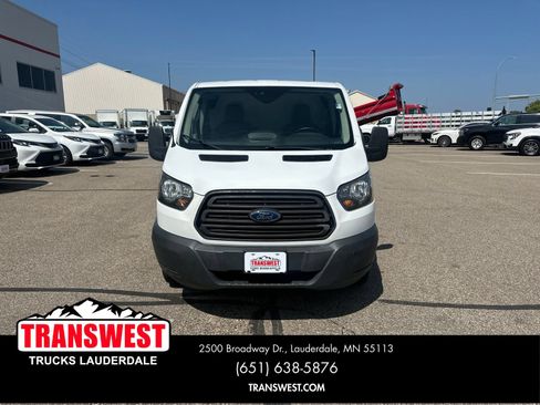 Used 2017 Ford Transit 250 130 Low Roof RWD image 8