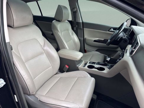 Used 2018 Kia Sportage SX image 40