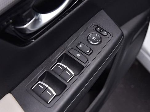 Used 2023 Honda CR-V EX-L image 8