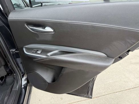 Used 2019 Cadillac XT4 Premium Luxury image 27