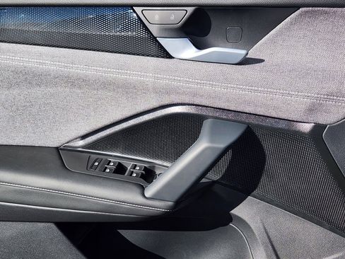 New 2026 Volkswagen Tiguan S image 14