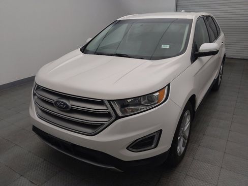 Used 2018 Ford Edge Titanium w/ Technology Package FWD image 15