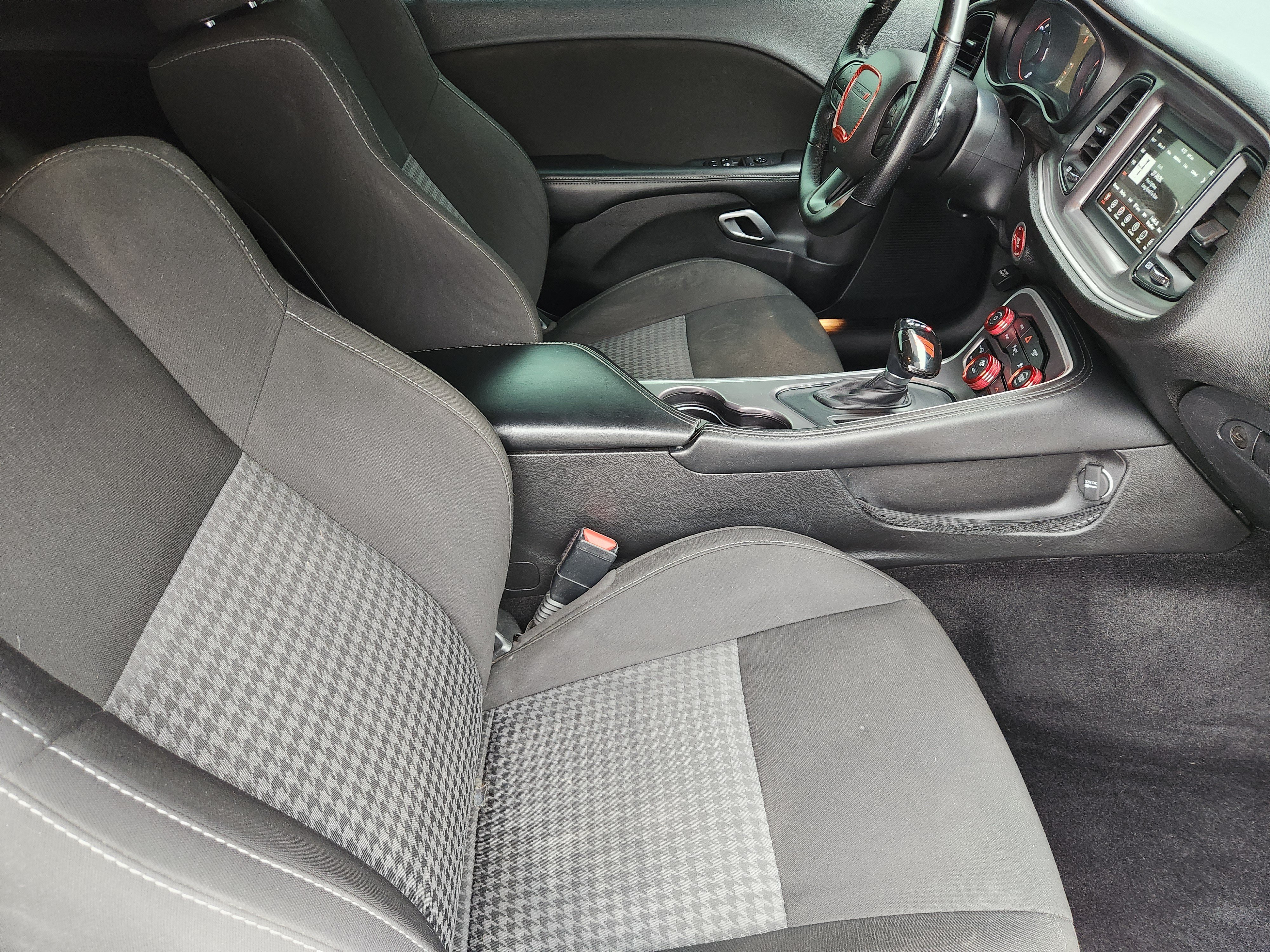 Used 2022 Dodge Challenger GT w/ Blacktop Package RWD image 16