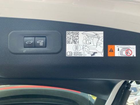 Used 2025 Toyota Crown Signia XLE image 8