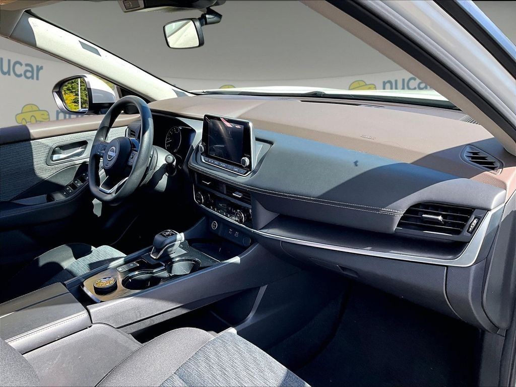 Certified 2023 Nissan Rogue SV AWD/4WD image 14