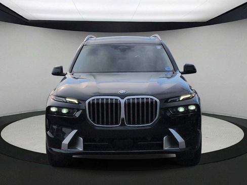 Used 2026 BMW X7 xDrive40i w/ Premium Package AWD/4WD image 3