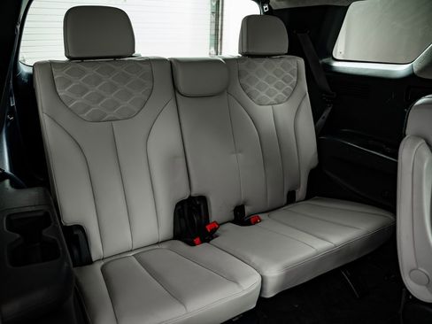 Used 2022 Hyundai Palisade Calligraphy w/ Cargo Package image 47