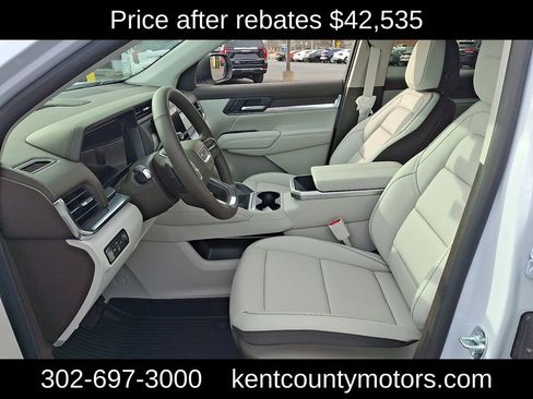 New 2026 GMC Terrain Denali w/ LPO, Black Badging Package image 14