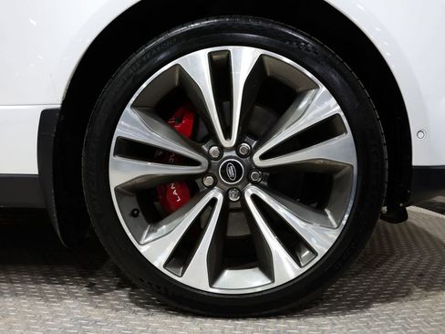 Used 2021 Land Rover Range Rover SV Autobiography Dynamic image 18