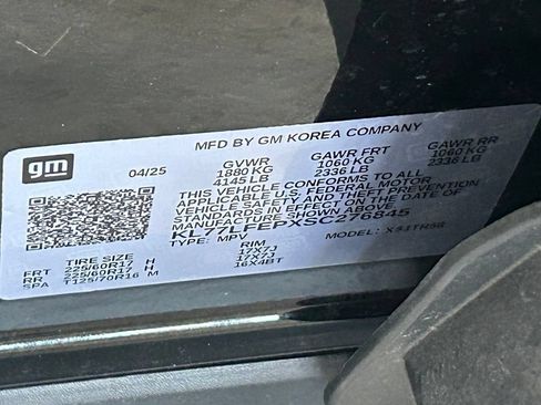 Used 2025 Chevrolet Trax LS FWD image 43