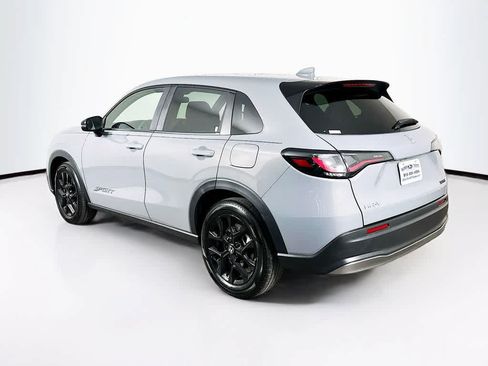 Used 2024 Honda HR-V Sport image 4