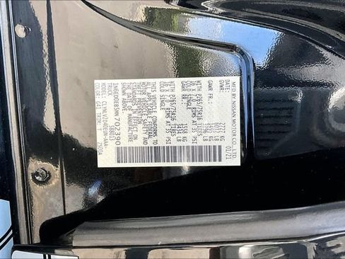 Used 2021 Nissan Frontier PRO-4X w/ Pro-4x Utility Package AWD/4WD image 19