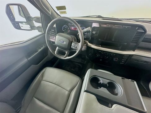 Used 2023 Ford F350 XL w/ XL Chrome Package image 9