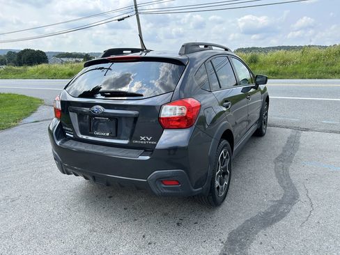 Used 2015 Subaru Crosstrek 2.0i Premium AWD/4WD image 6