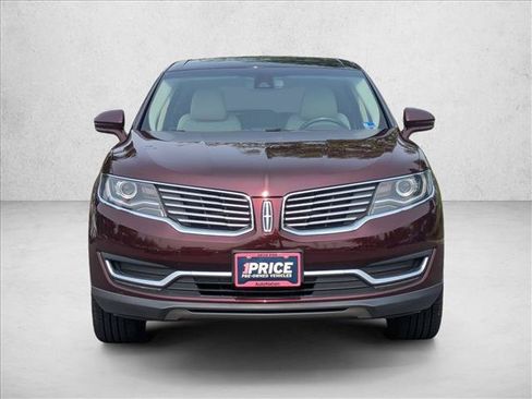 Used 2017 Lincoln MKX Reserve w/ Lincoln MKX Climate Package AWD/4WD image 2