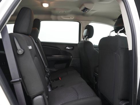 Used 2019 Dodge Journey SE AWD/4WD image 14