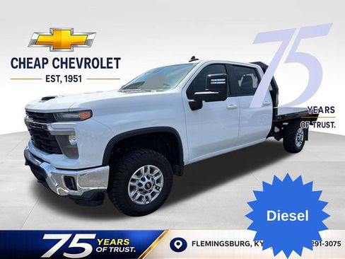 Used 2024 Chevrolet Silverado 2500 LT w/ Convenience Package AWD/4WD image 1