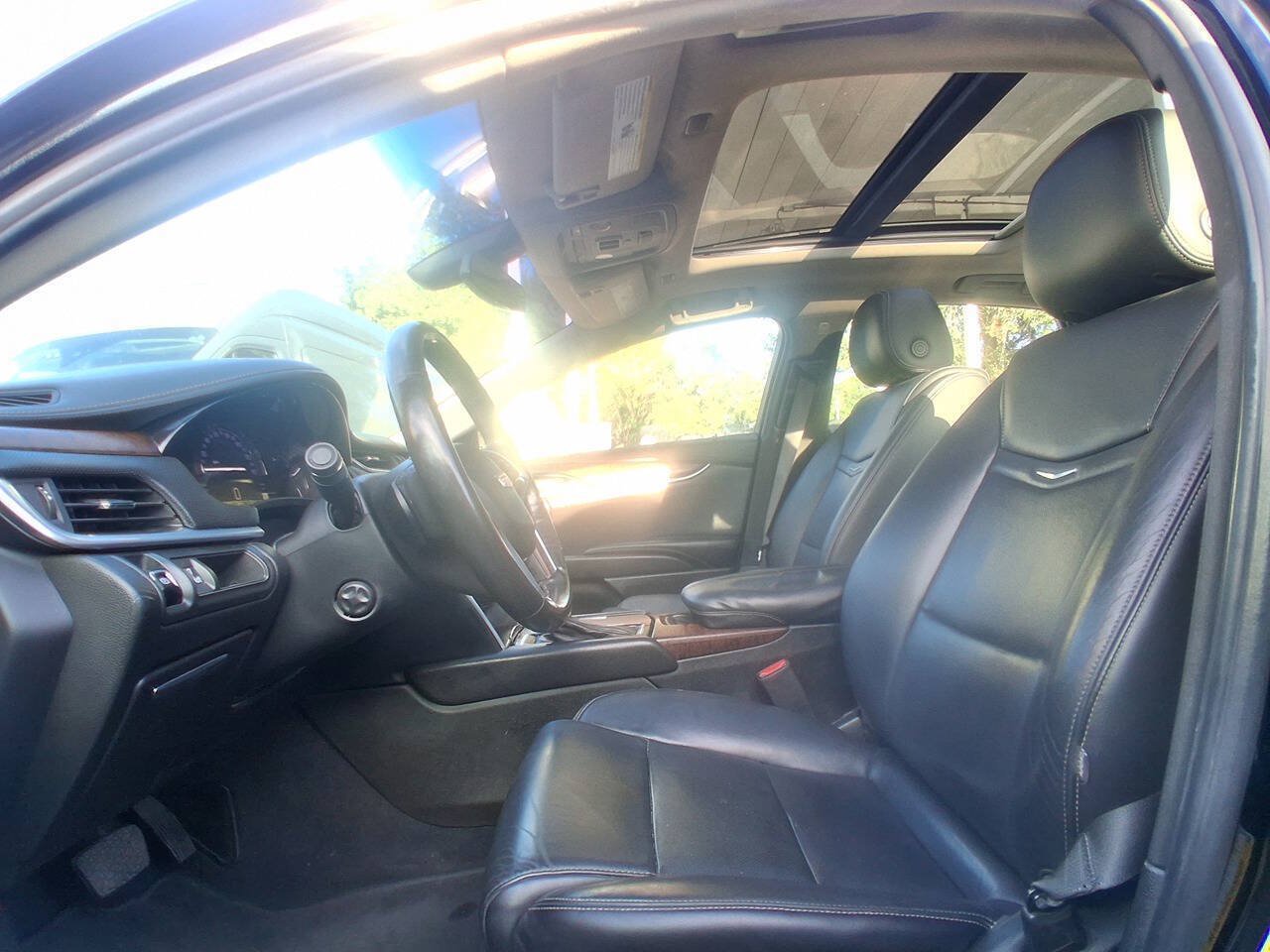 Used 2019 Cadillac XTS Luxury FWD image 13