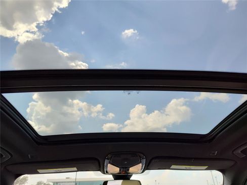 Used 2022 BMW X5 xDrive40i w/ Parking Assistance Package image 23