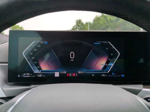 Certified 2023 BMW 330e w/ Premium Package RWD image 17