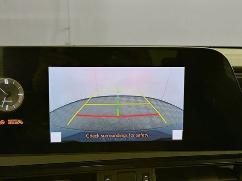 Used 2024 Lexus ES 350 image 21