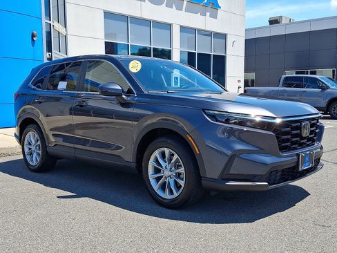 Used 2024 Honda CR-V EX image 3