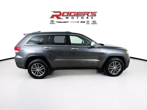 Used 2018 Jeep Grand Cherokee Limited w/ Trailer Tow Group IV AWD/4WD image 9
