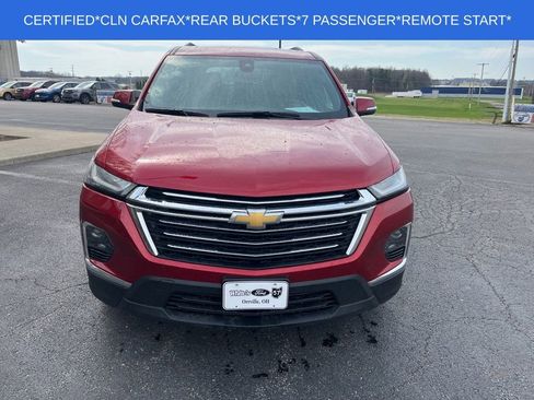 Used 2023 Chevrolet Traverse LT FWD image 2