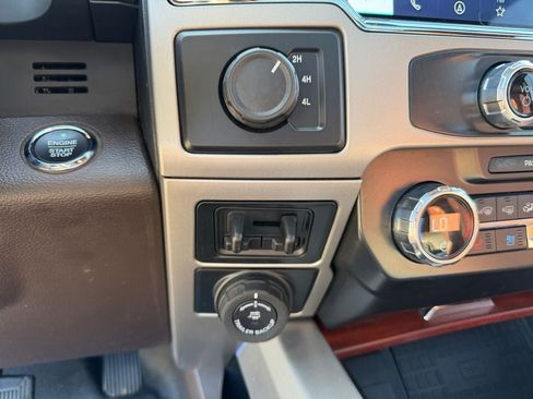 Used 2022 Ford F350 King Ranch w/ King Ranch Ultimate Package AWD/4WD image 32