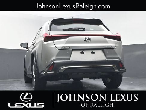 Used 2019 Lexus UX 200 F Sport w/ F Sport Premium Package FWD image 19