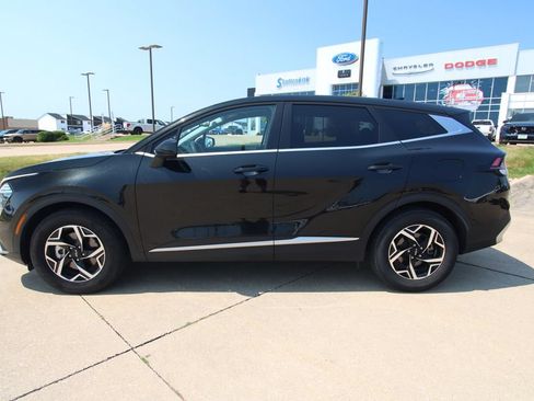 Used 2024 Kia Sportage LX FWD image 15