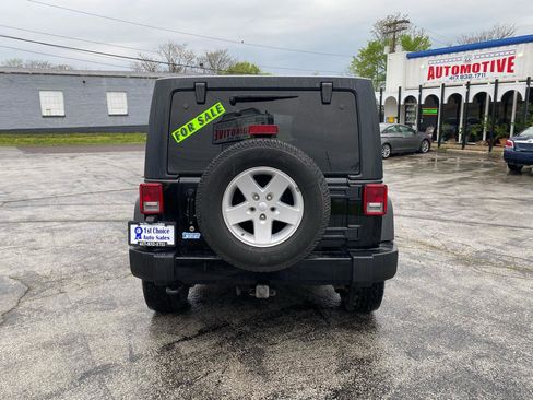 Used 2016 Jeep Wrangler Unlimited Sport AWD/4WD image 6