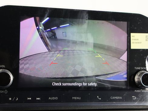 Used 2025 Mitsubishi Outlander ES image 27