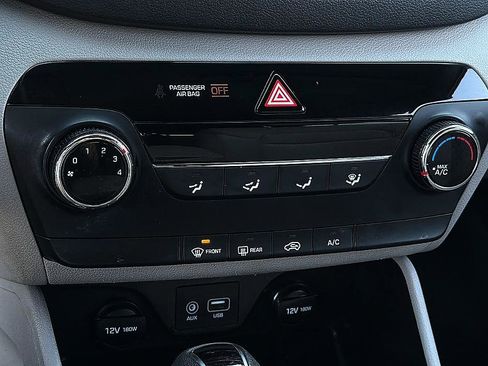 Used 2018 Hyundai Tucson SE AWD/4WD image 14