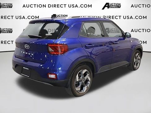 Used 2022 Hyundai Venue SEL FWD image 38