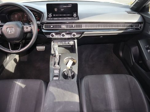 Used 2025 Honda Civic Sport image 15