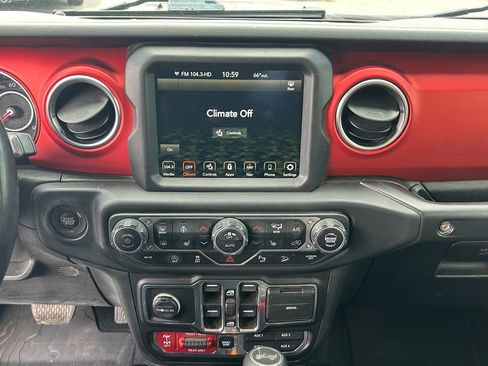 Used 2020 Jeep Wrangler Unlimited Rubicon AWD/4WD image 15