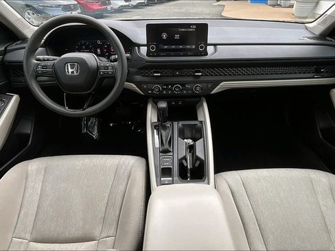 Used 2023 Honda Accord EX image 15