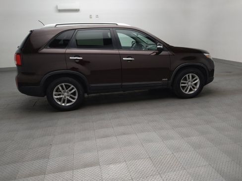 Used 2015 Kia Sorento LX AWD/4WD image 10