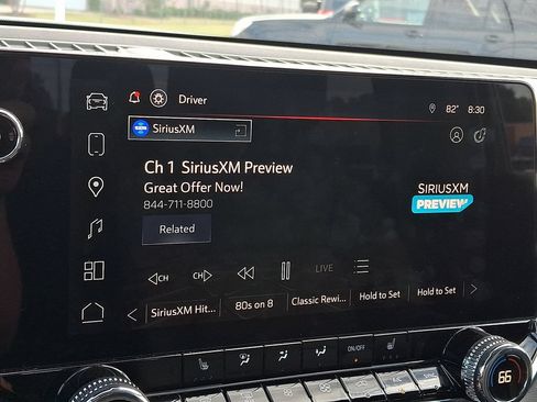 Used 2024 GMC Canyon Elevation w/ Elevation Premium Package AWD/4WD image 16